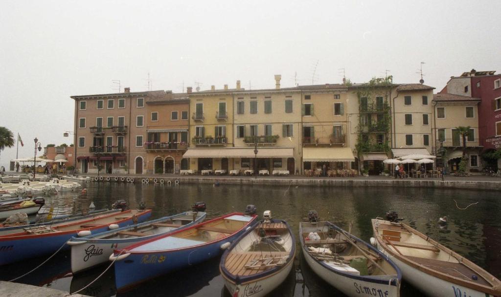 Hotel Da Roberto Lazise Exterior photo