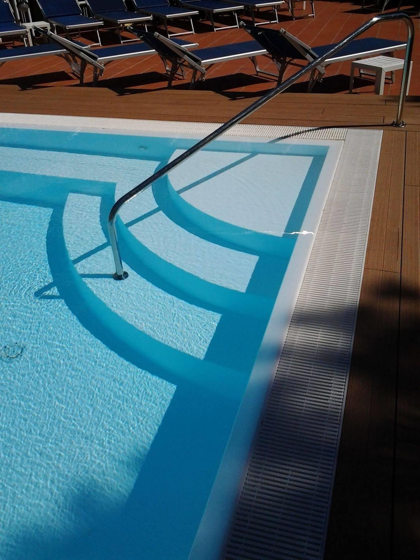 Hotel Da Roberto Lazise Exterior photo