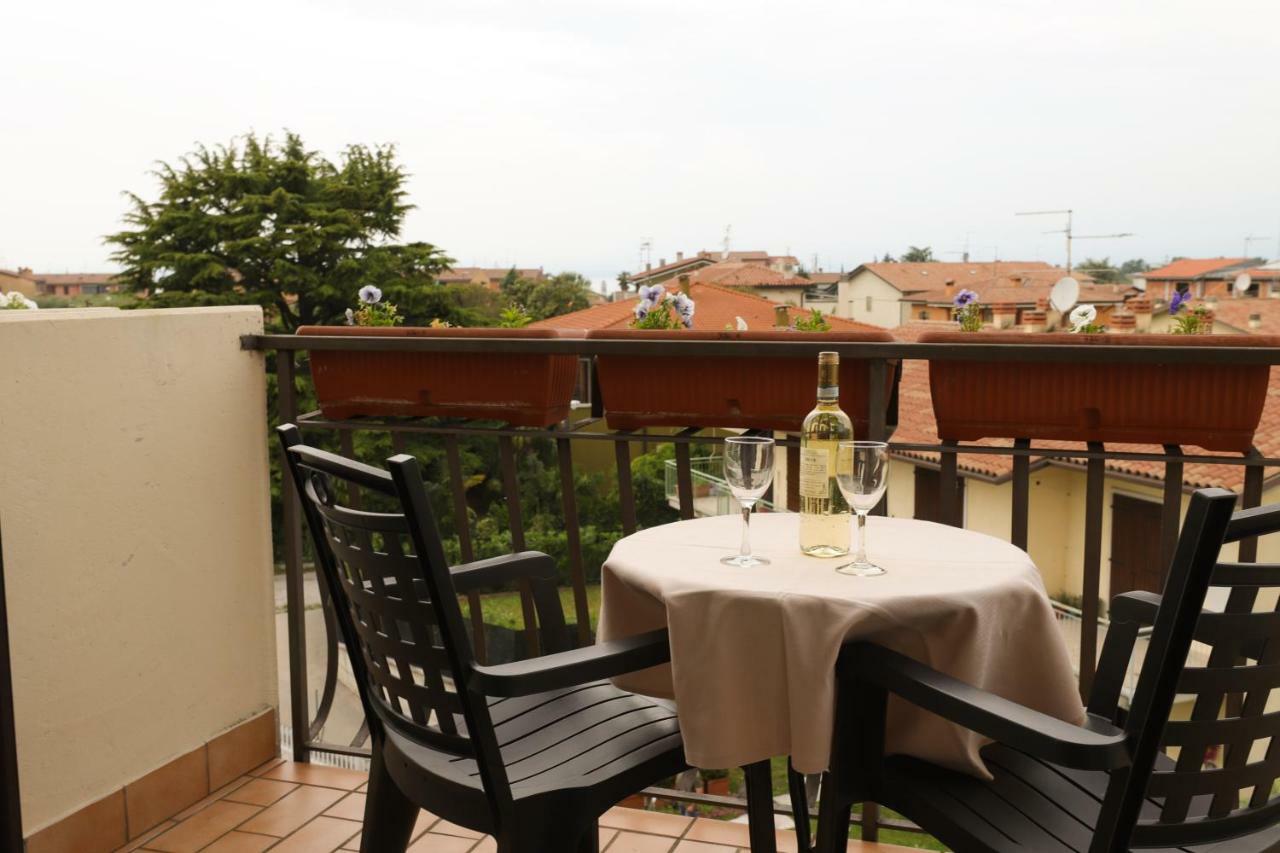 Hotel Da Roberto Lazise Exterior photo