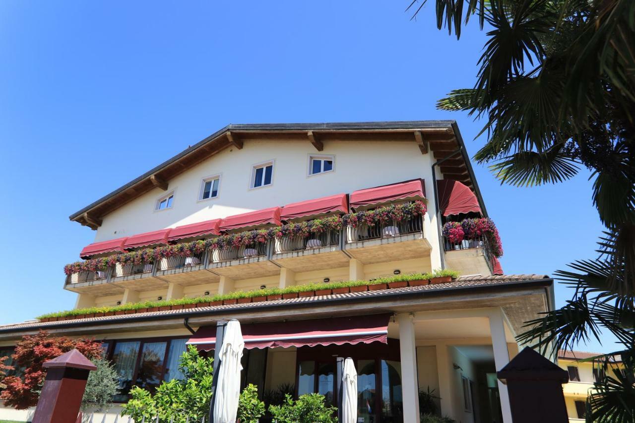 Hotel Da Roberto Lazise Exterior photo